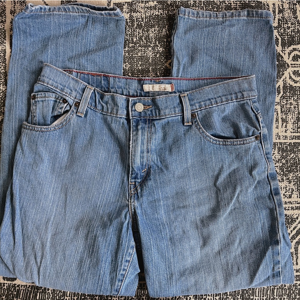 VTG 2000 Levi’s 550 Relaxed Tattered Dad Jeans: Size 10 Short